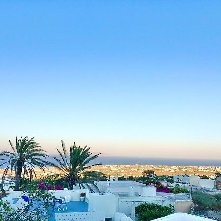 Oldtown Suites Fira Экстерьер фото