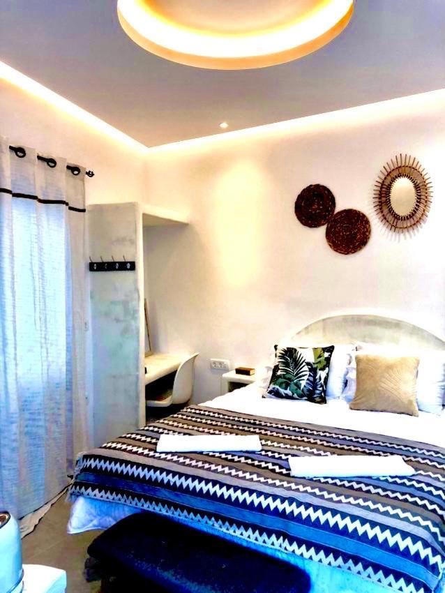Oldtown Suites Fira Экстерьер фото