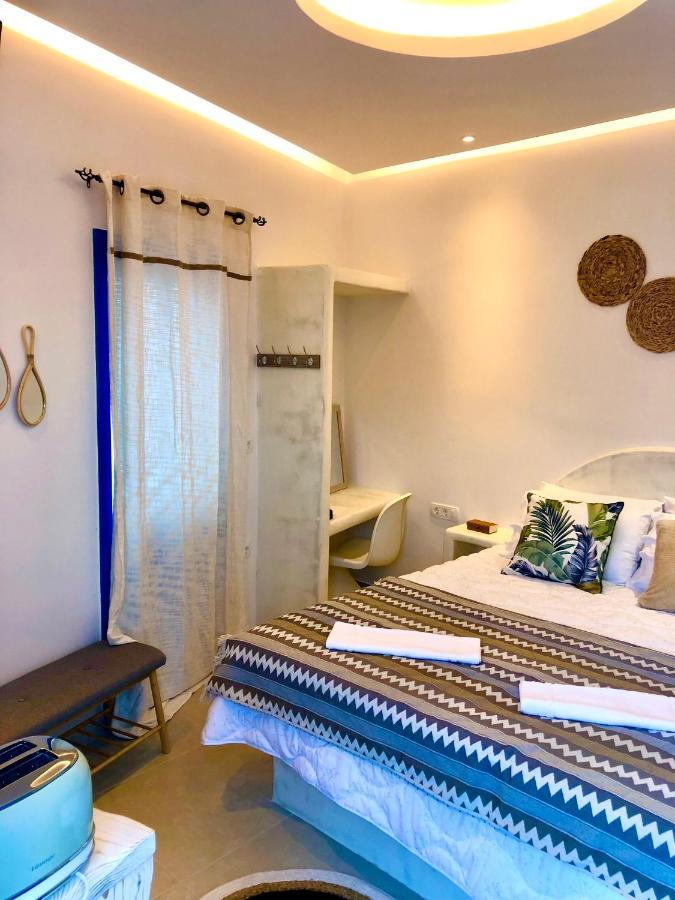 Oldtown Suites Fira Экстерьер фото