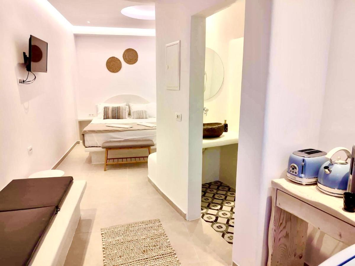 Oldtown Suites Fira Экстерьер фото