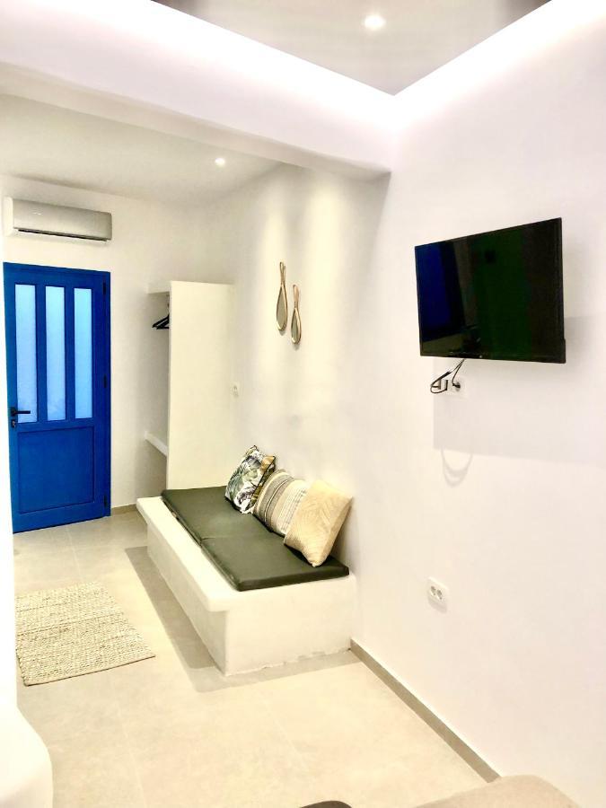Oldtown Suites Fira Экстерьер фото